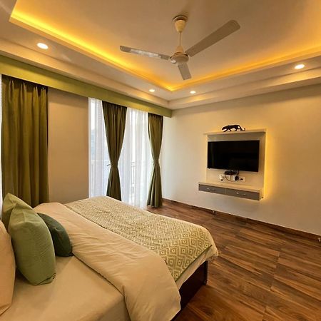 Bedchambers Serviced Apartments, Sector 38 Gurgaon Dış mekan fotoğraf