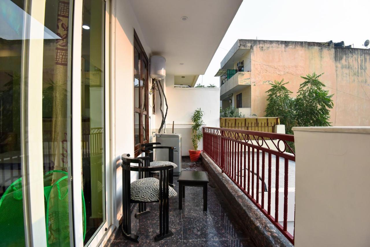 Bedchambers Serviced Apartments, Sector 38 Gurgaon Dış mekan fotoğraf