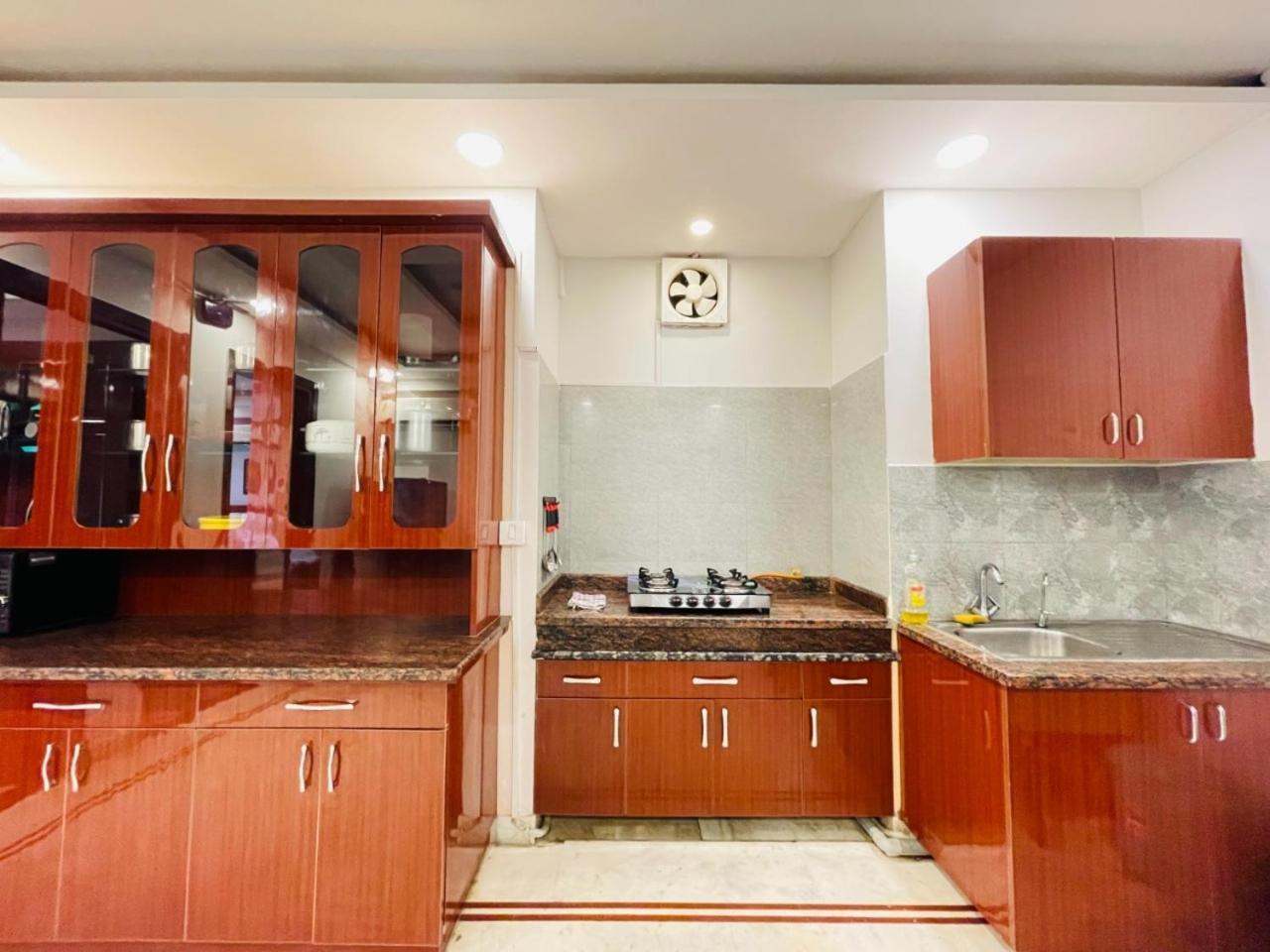 Bedchambers Serviced Apartments, Sector 38 Gurgaon Dış mekan fotoğraf